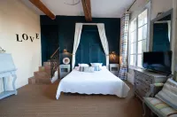 Chambre d'Hôtes au Domaine du Soleil Couchant Hotels in Portel-des-Corbieres