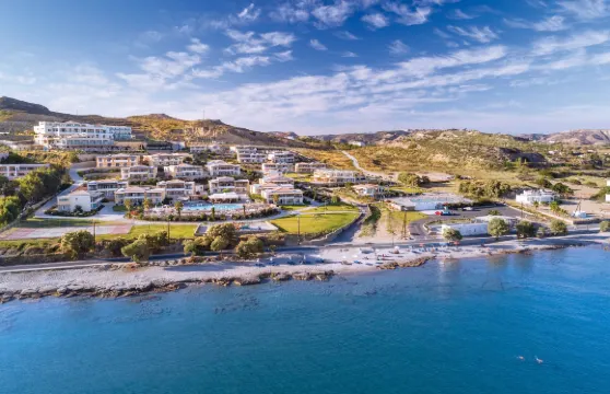 碧海藍天沙灘酒店