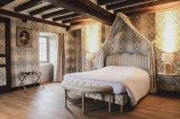 Le Château de la Roque Hôtels Hotels in Saint-Lo