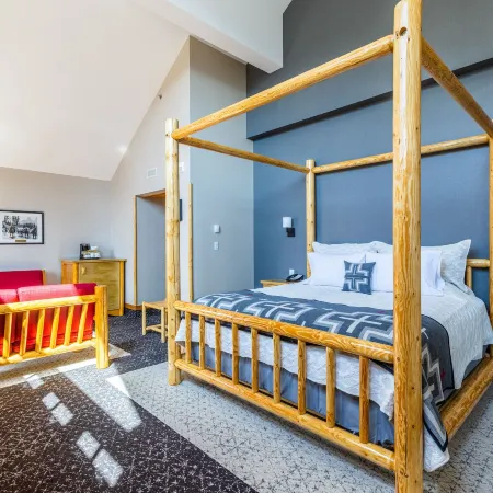 Brewster Mountain Lodge