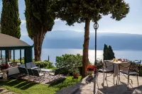 Boutique Hotel Villa Sostaga Hotel dekat Ristorante Pizzeria Centomiglia