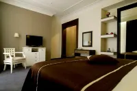 Villa Rossa Hotel فنادق في Codru
