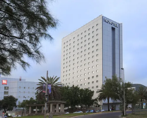 Novotel Monterrey Valle Hotels near Obispado Museum