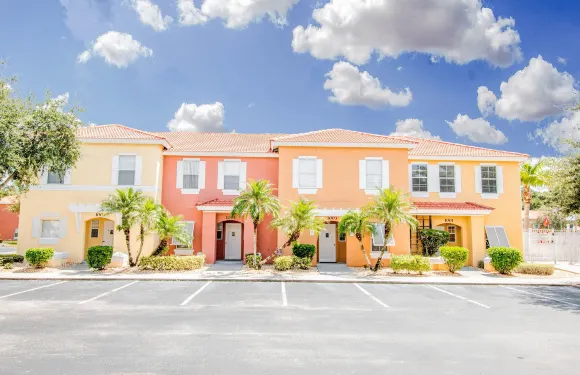 柏克萊湖聯排房屋