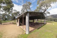 Grampians Pioneer Cottages