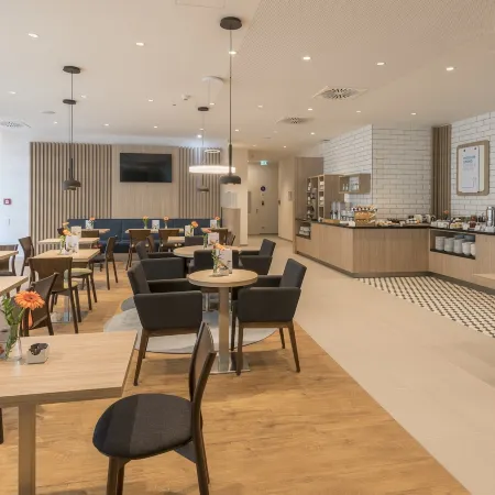 Holiday Inn Express & Suites Schulenburg by IHG
