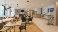 Holiday Inn Express & Suites Schulenburg by IHG - Frühstück