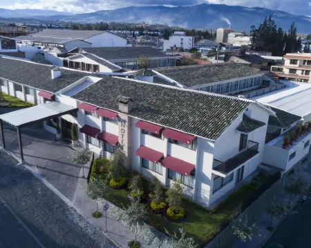 Quindeloma Art Hotel And Gallery Hoteles en Riobamba