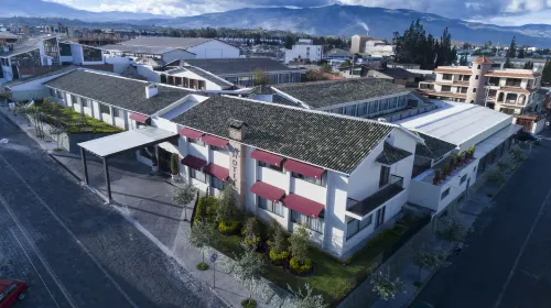 Quindeloma Art Hotel And Gallery Hotels in Riobamba