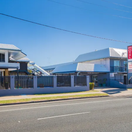 Metro Motel Rockhampton Отели в г. Рокхемптон