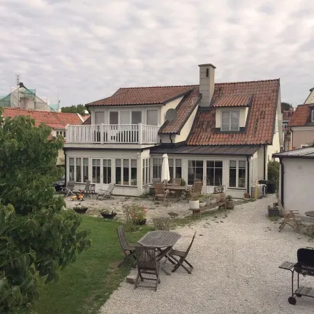 Mullbärsgårdens Bed and Breakfast
