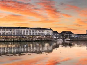 Victoria & Alfred Hotel by Newmark