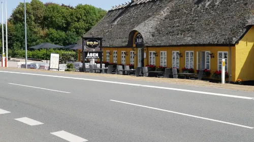 Hodde Kro Hotels in Tistrup