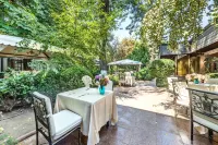 Hotel Montecito Hotels in Tsentar