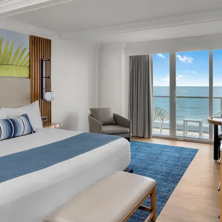 Jupiter Beach Resort & Spa