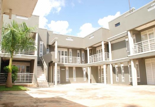 CommonLens Inn - Housity