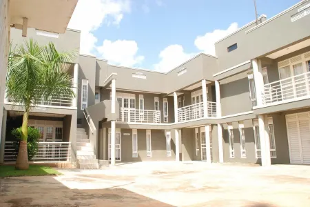 CommonLens Inn Отели в г. Намуланда