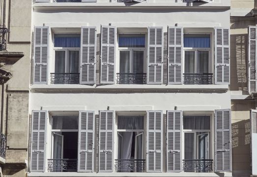 2. 아파르트 호텔 ..