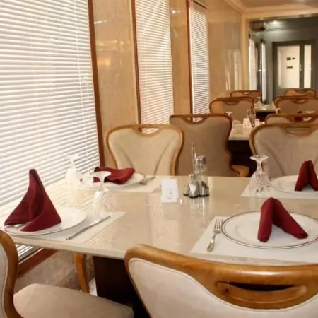 City Hotel