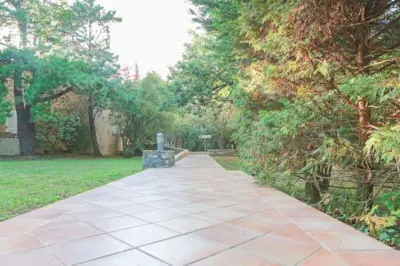 วิลเลจ วะคันซ์ ลา วัลลิเชลลา โรงแรมใน