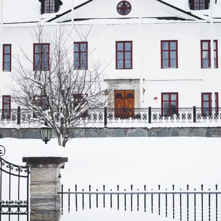 Ulvhälls Herrgård
