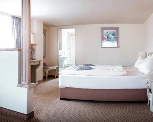 Hotel Elbroich Hotels near Benrath