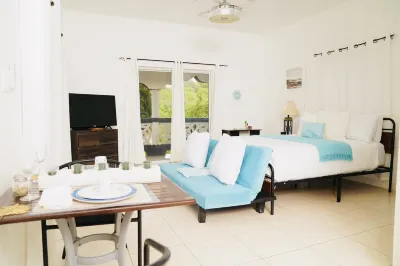 Villa Serenity- Water View Suite - Sleeps 3 -pool Hotels in Cooper Jack Bay Settlement