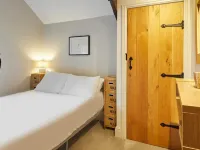 Host & Stay - Himmell Hotels in Healey