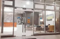 Outdoor Pool Studio Sleeps 2 - Tv Aircon