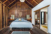 เอ็มบาฮาดายื่นนิเวอร์ซัล โดย La Eufemia Group