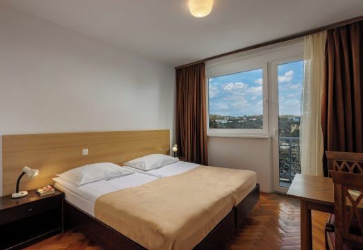 보딩 하우스 루치야