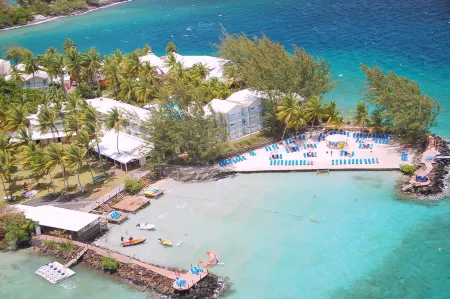 Carayou Hotel & Spa Отели в г. Ле Труа-Иле