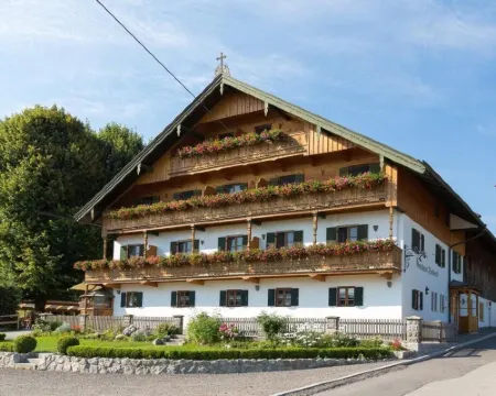 ランドガストフ フィシュバッハ ヴァッカースベルクのホテル