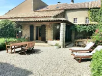 Le Barry du Grand Chemin - Hébergement Larzac - Maison d'Hôtes et Gite Hôtels à : Lodève