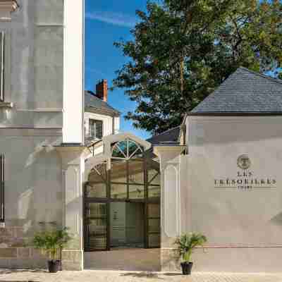 Les Trésorières Hotel Exterior