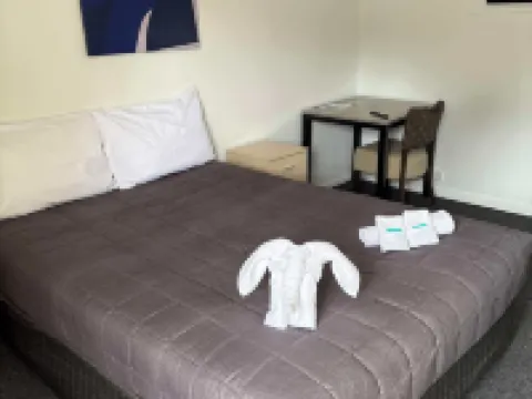Manning River Motel Hotels in Taree