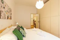 โนต้า มี - ลินาเต รีทรีท - ฟอร์ลานินี เอ็ม4