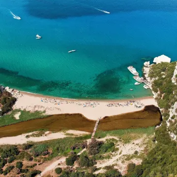 BUE Marino Hotel & Rooftop Bar