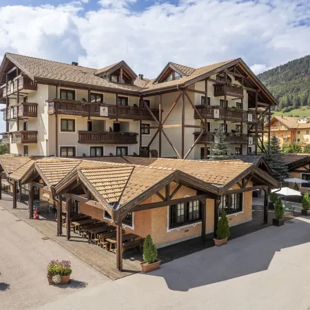 Golf Hotel