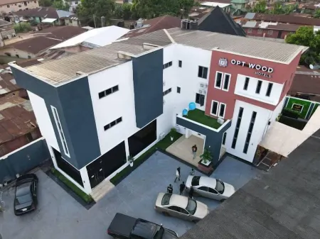 Opt Wood Hotels