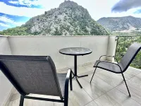 Guest House West Gate Hotels in Sutomore