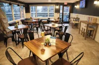 Harbor Winds Hotel Hotels in Sheboygan