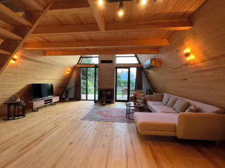 BEGONVİL GÜMÜŞLÜK