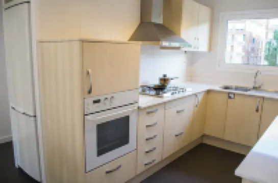 幸福人馬拉加爾公寓 奧爾塔-吉納德酒店