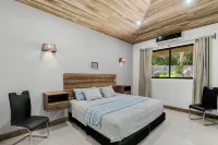 Stylish 3-Bedroom Tropical Escape with Pool & Outdoor Living, 1 Block from Playa Potrero Hotels in Potrero
