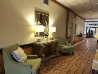 The Grand Hotel Spindletop Hotels in Lumberton