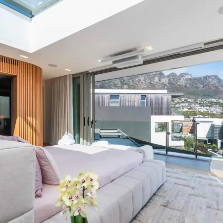 Grand Camps Bay 5bed w Views Pool Gym Villa Serena