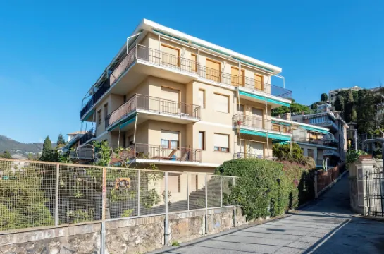 Joivy Cosy Flat with Terrace Near Rapallo Castle