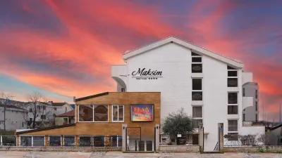 Hotel Maksim Hotels in 