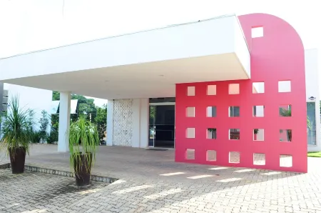 Hotel Mandino Отели в г. Лукас-ду-Риу-Верди